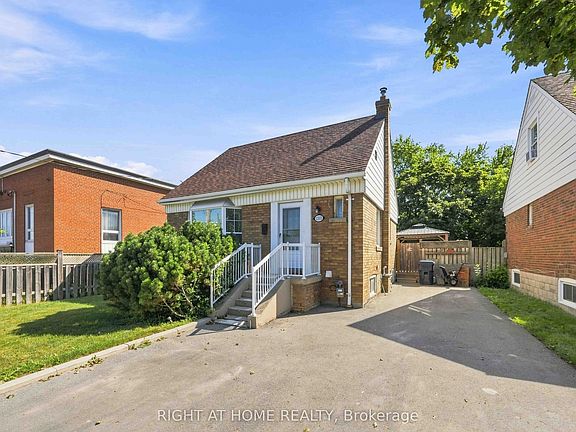 2nd image of 1351 Warden Ave