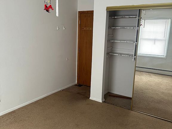 5th image of 305-427 Augusta Ave #42