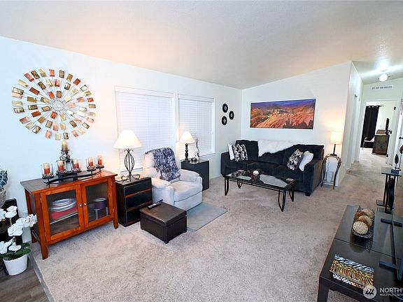 4th image of 1415 84th Street SE #36