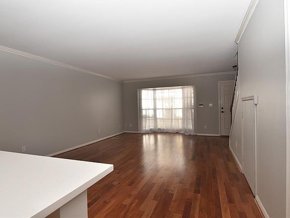 5th image of 308 S Bungalow Park Ave Unit B
