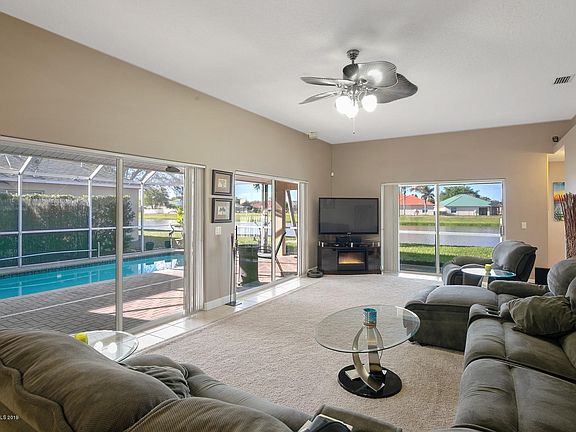 4th image of 3462 Tipperary Dr