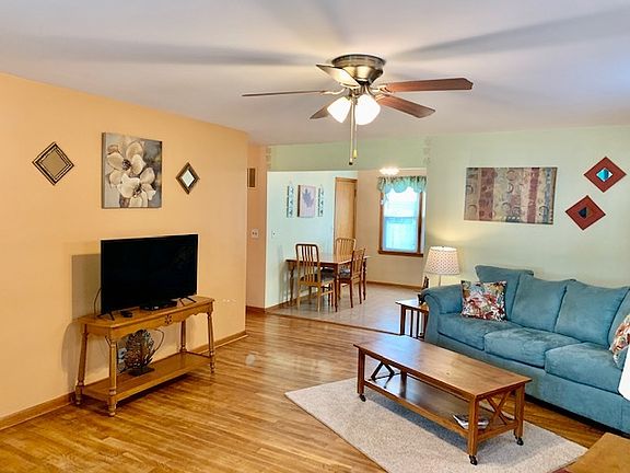 4th image of 656 Meadow Ct