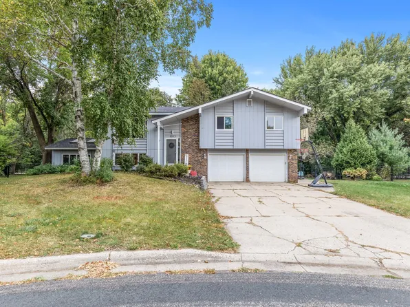 1013 Whittier Ct, Northfield, MN 55057