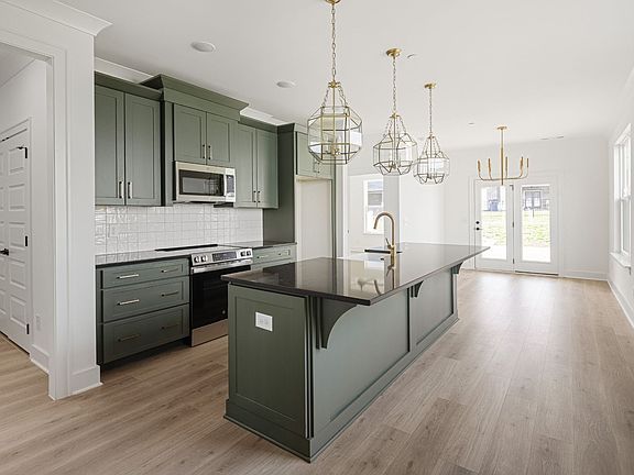 4th image of 3049 Inman Dr
