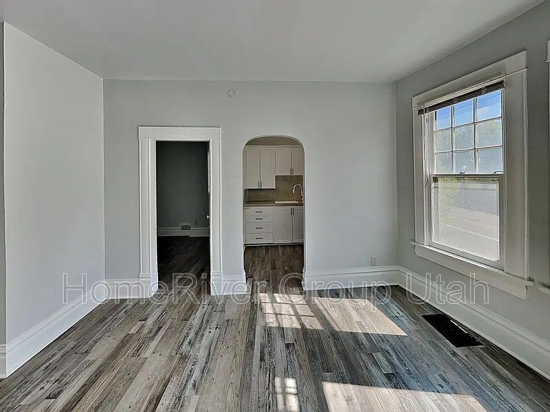 1 bed, 1.0 bath, 900 sqft, $1,095 — Photo 4