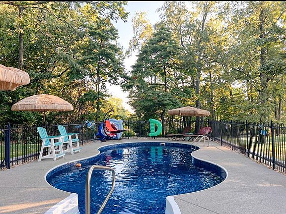 4th image of 1781 Ashford Ln
