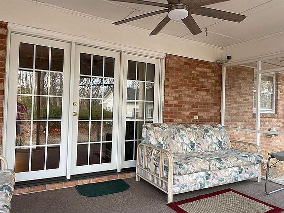 4th image of 512 Scout Ln