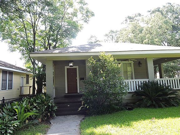 2nd image of 839 Park Blvd