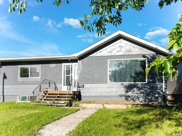 425 Montreal STREET, Regina, SK S4R 1L4
