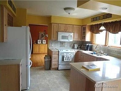 3rd image of 1298 Trevino Dr