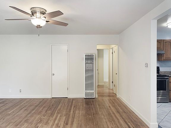 4th image of 2412 Palmetto Ave #1