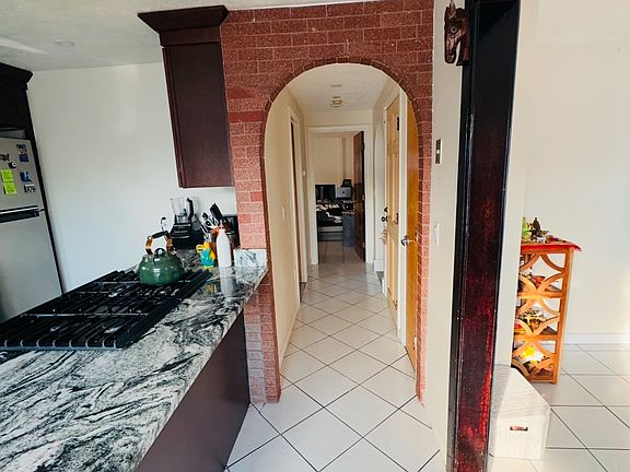 Kitchen walkway