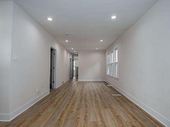 5th image of 8634 S Laflin St