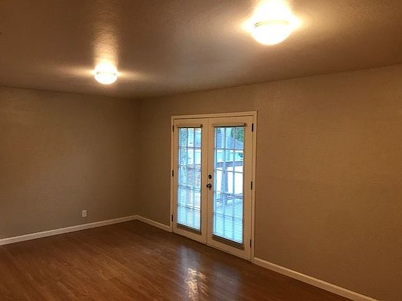 5th image of 6911 Enright Dr