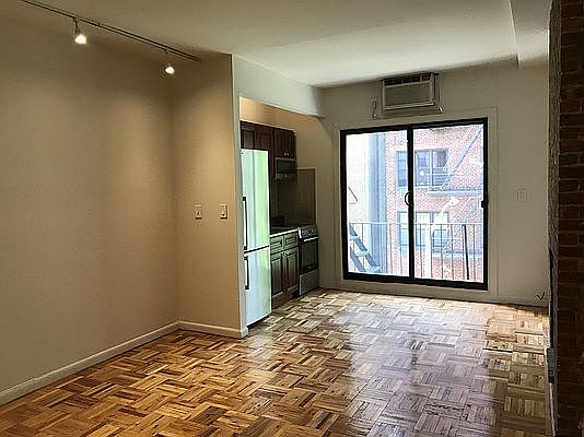 2nd image of 339 E 90th St APT 3A