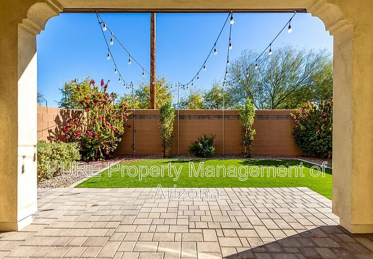 1827 S Follett Way — Photo 23