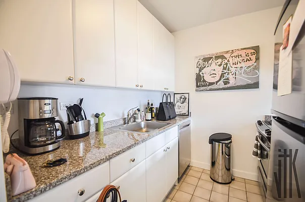 Rented by Compass | media 4