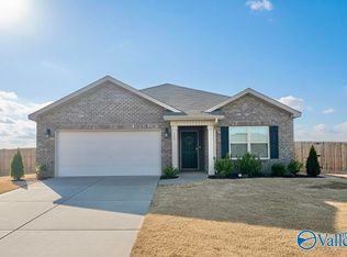 189 Tobin Ln, Hazel Green, AL 35750