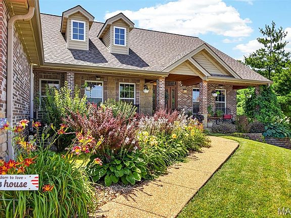 5th image of 104 Fieldstone Estates Dr