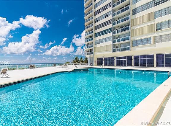 4th image of 7135 Collins Ave APT 622