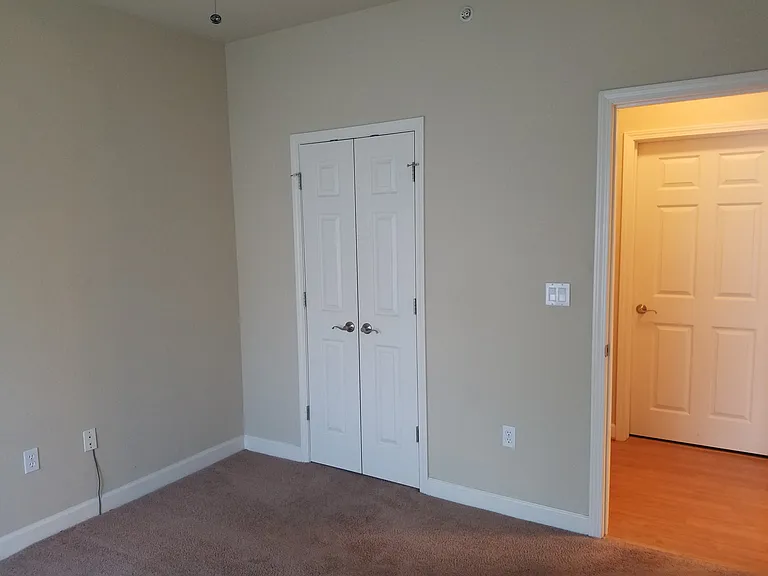 2756 McKnight Crossing Ct — Photo 8