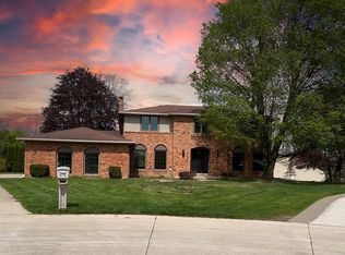 982 Langley Rd, Rochester Hills, MI 48309