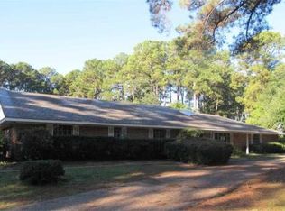 101 Fir Trl, Marshall, TX 75672