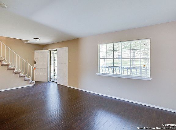 5th image of 6638 Crownridge