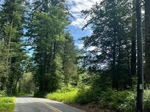 1282 Burt Hill Rd, Tolland, MA 01034