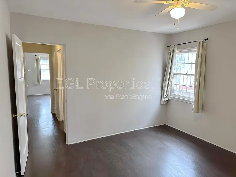 7941 Blackburn Ave — Photo 13