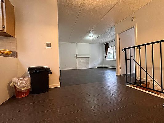 3rd image of 1234 Dekalb Ave #2