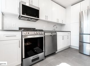 36 1st Pl APT 4, Brooklyn, NY 11231