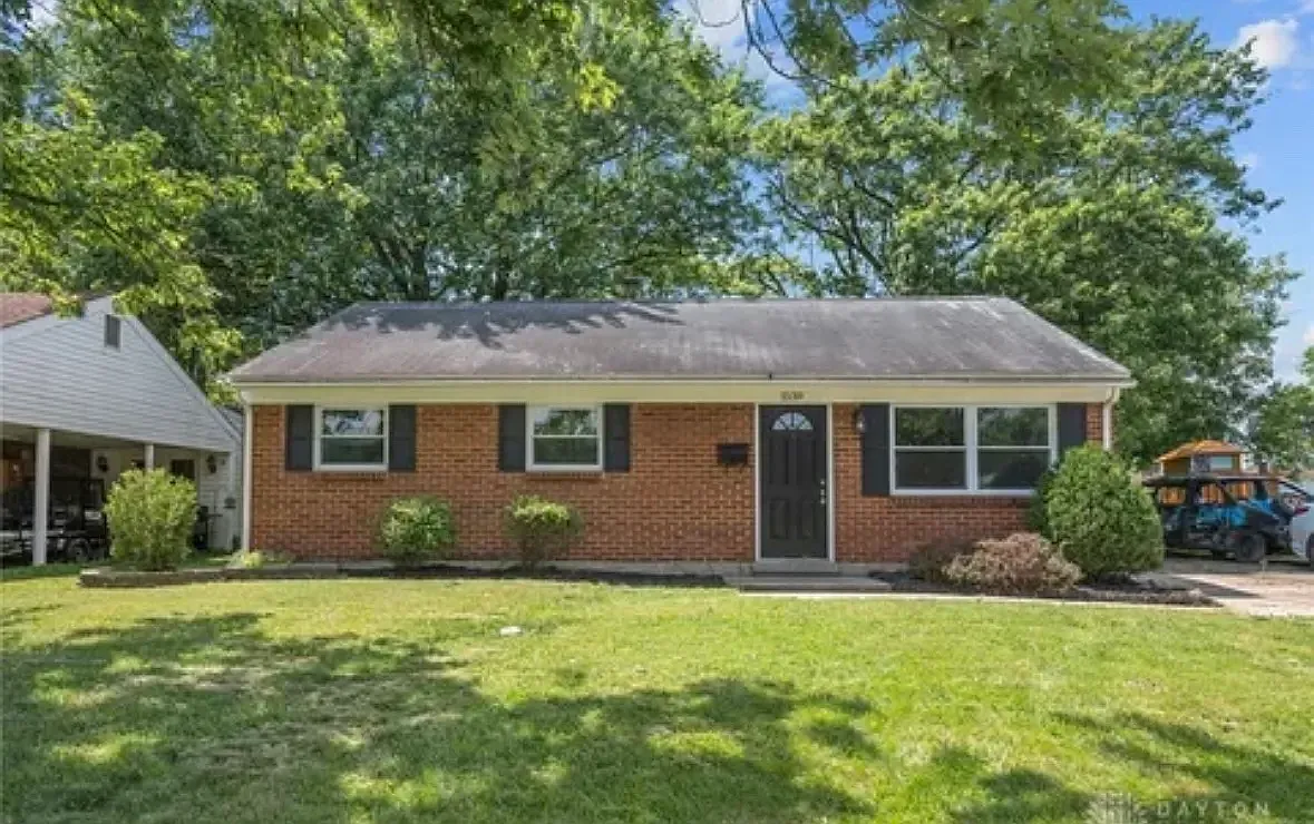 3 bed, 925 sqft, $1,700 — Photo 1
