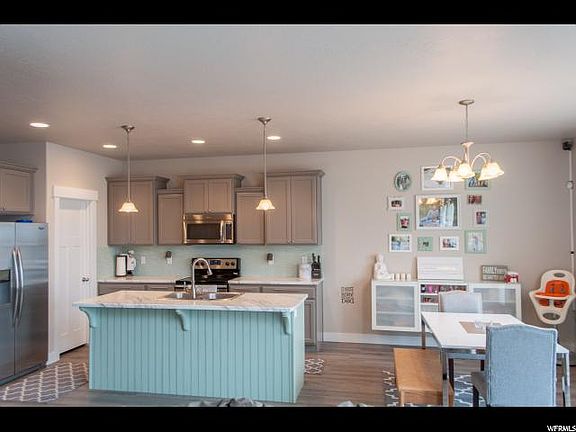 4th image of 3612 W District Peak Ct