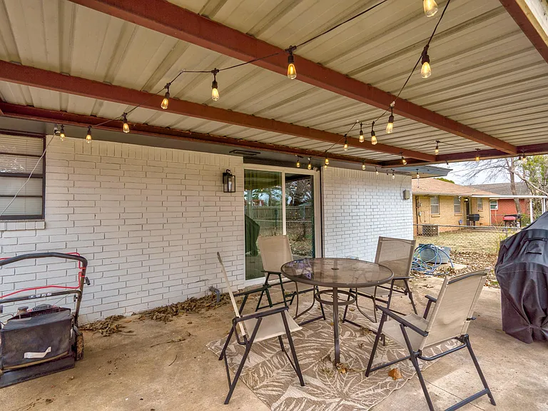 3116 Greenbrier Ter — Photo 32
