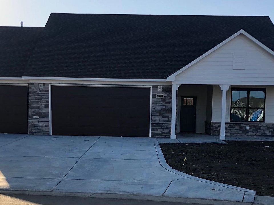 1st image of 123 N Heritage Way