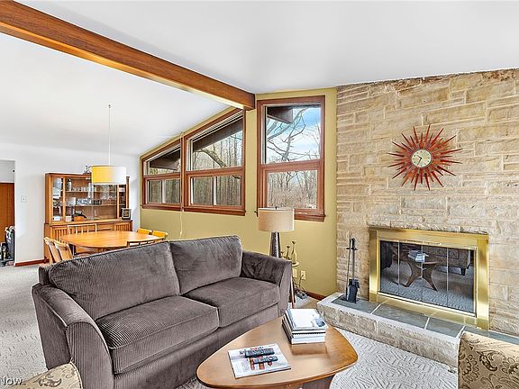 5th image of 2479 Tibbetts Wick Rd