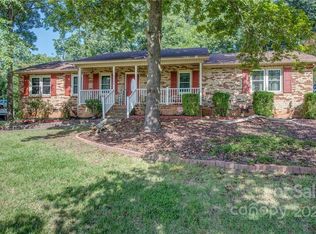 4003 Wimbledon Dr, Dallas, NC 28034