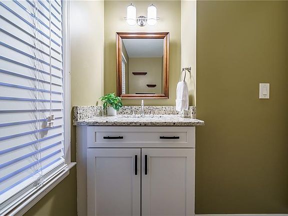 4th image of 4541 Windsor Oaks Ct