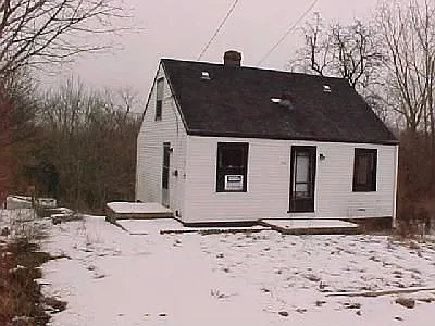 554 Miller Ave photo 1