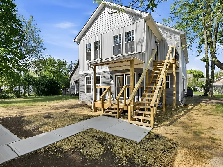 4623 Rookwood Ave — Photo 64