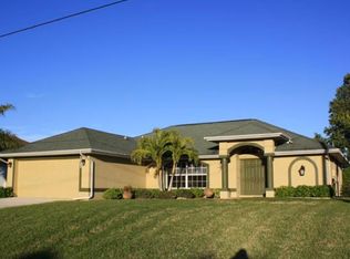 1023 SE 5th Pl, Cape Coral, FL 33990