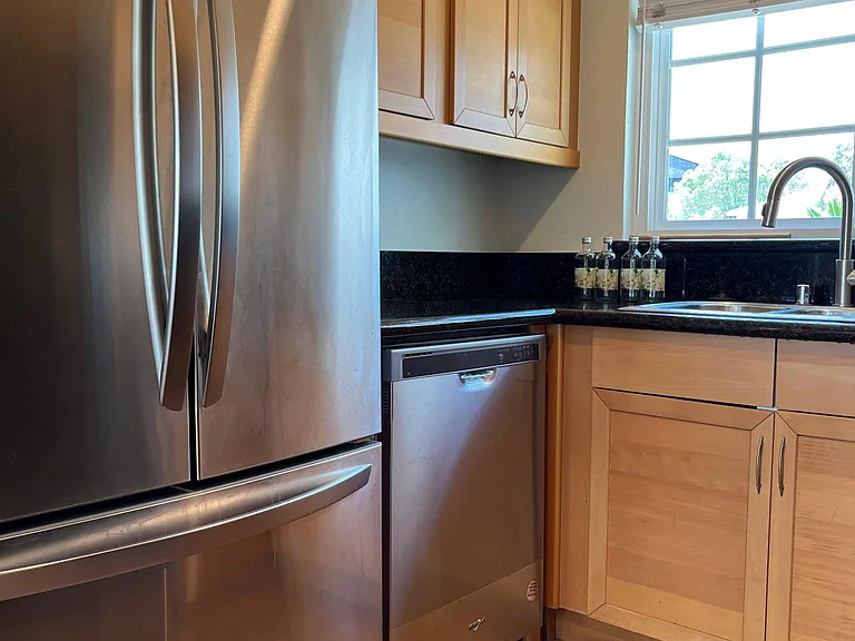 5135 Ewing St — Photo 5