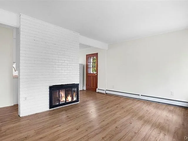 26 Carriage Ln — Photo 3