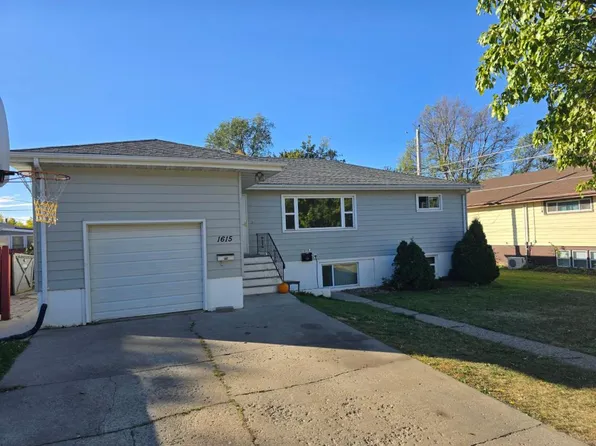 1615 Hanaford Ave, City Of Bismarck, ND 58501