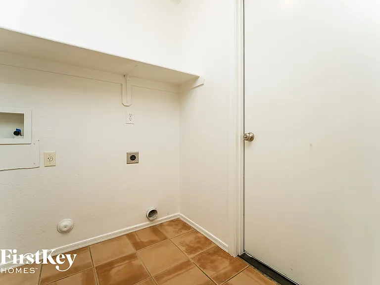 2530 W Cezanne Cir — Photo 10