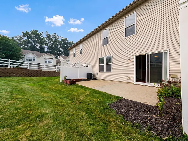 991 Croghan Way — Photo 24