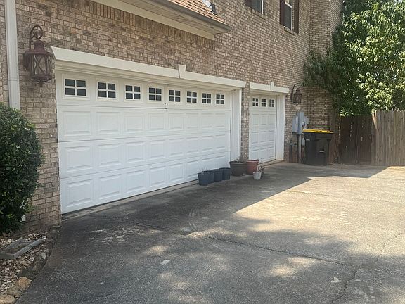 3rd image of 148 Durham Lake Pkwy