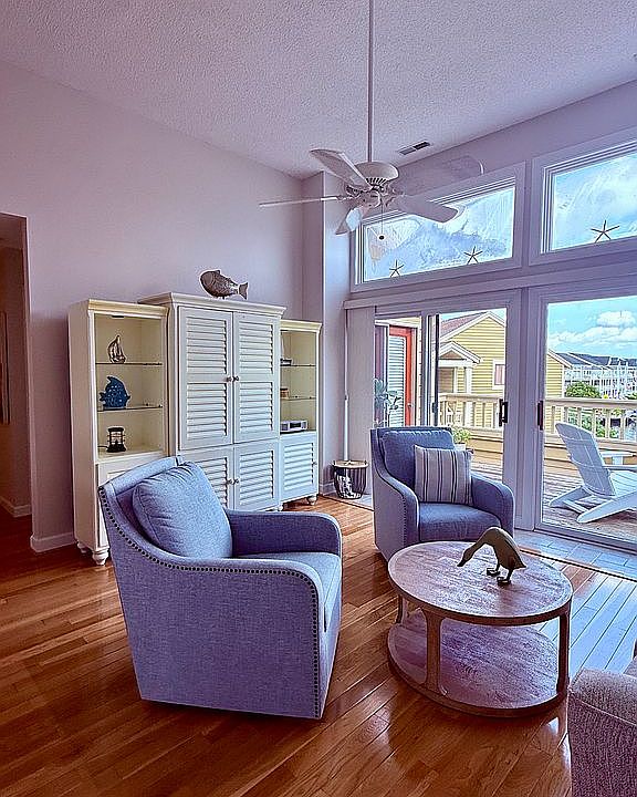 1st image of 202 N Heron Dr #20210B