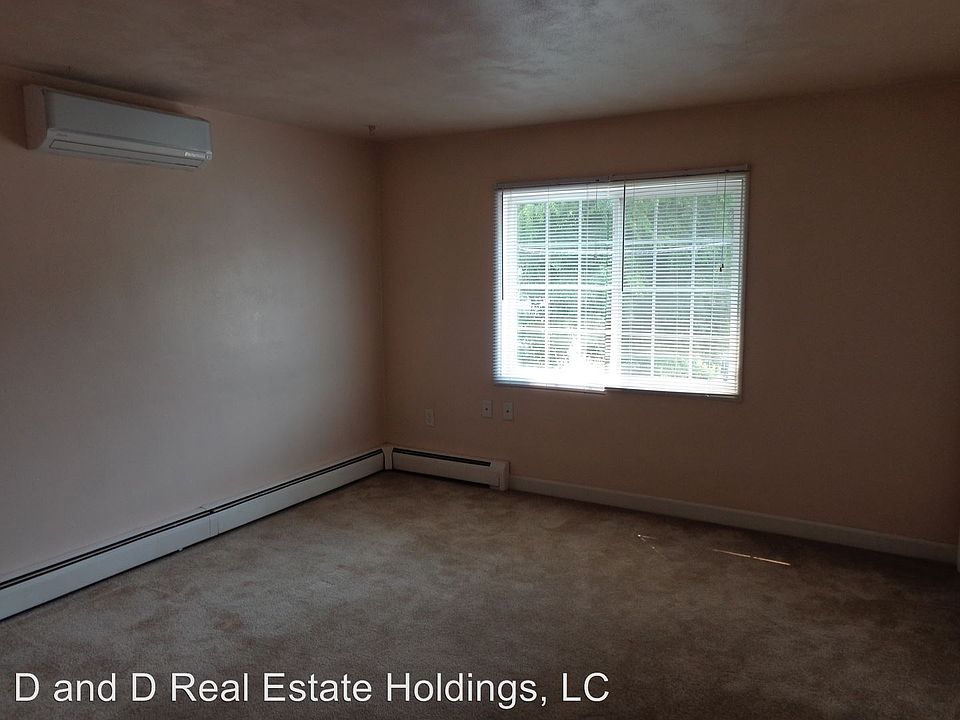 2nd image of 513 C Ave NW APT 5